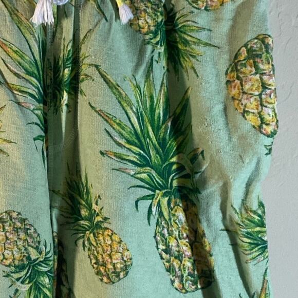 Top Drawer Shorts Pineapple Print Green Novelty size Small - Picture 3 of 9